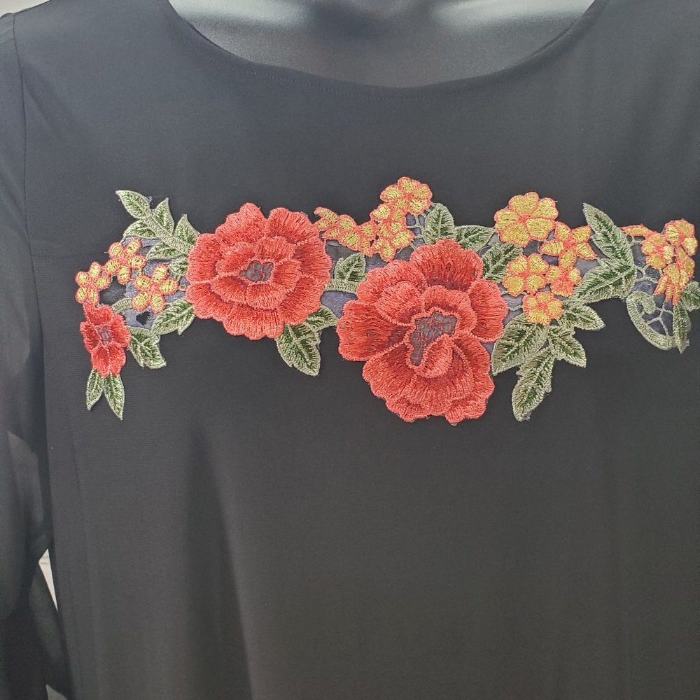 Perceptions Tunic Blouse - Picture 3 of 7